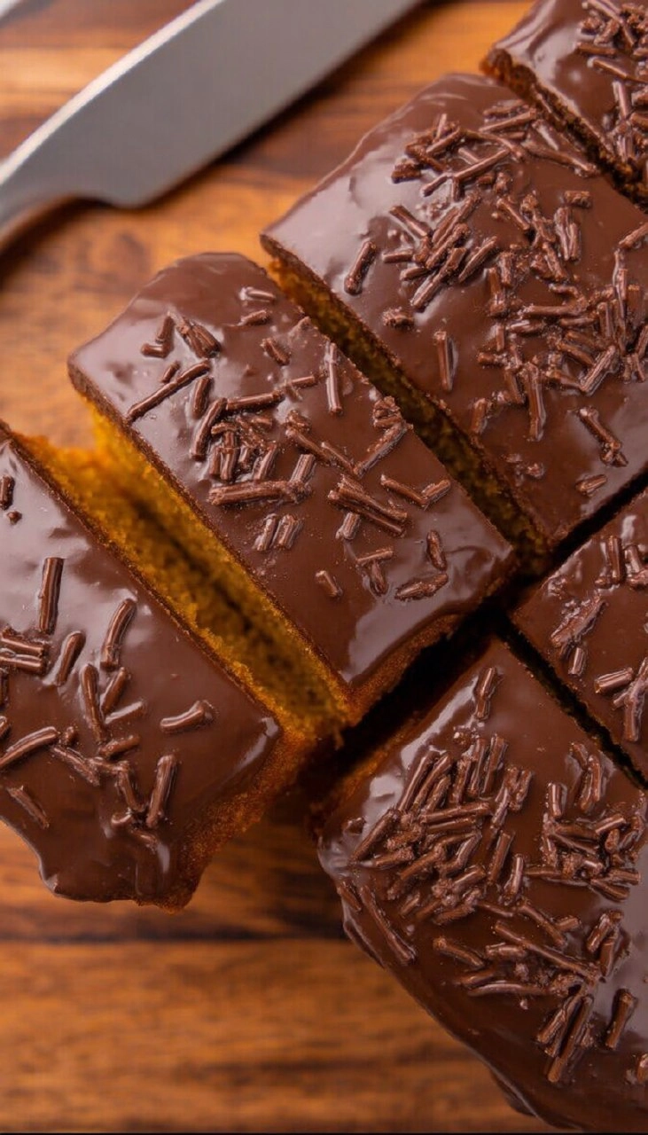 Brazilian Carrot Cake with Chocolate Glaze