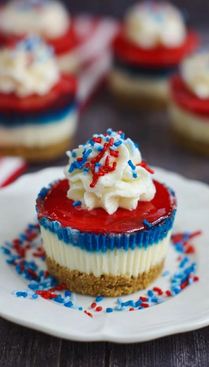 Red, White and Blue Mini Cheesecakes 125 Red, White and Blue Mini Cheesecakes