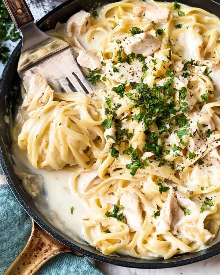 Creamy-Chicken-Alfredo-30-Minute-Restaurant-Style-Pasta-Dinner-Recipe